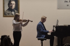 3f490b5e-9110-44c8-ad7b-0ef64551b0f4