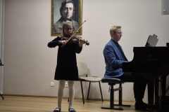 d738af90-d375-43da-ace2-378b8e16fbbb