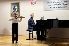 3b70a6ec-0856-4536-ae84-b8255381c534